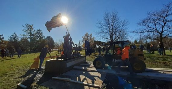 construction crew setting iwo jima monument