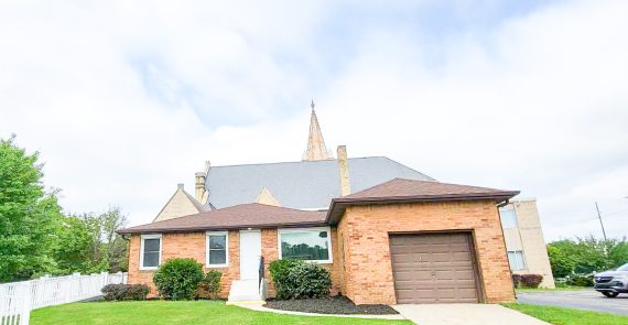 good samaritan doud house, youth shelter bedrooms, transitional housing, bay city, youth housing, youth shelter, lvp flooring, painting, solid surface countertops, cabinetry